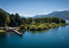 Finde largo récord: destinos con ocupación plena y fuerte movimiento turístico en todo el país