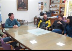 Juan Carlos Chalde recibió a la atleta dorreguense Nora Acuña que competirá en Europa