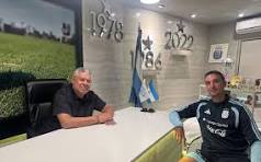 Scaloni inició negociaciones para renovar su vínculo en la Selección